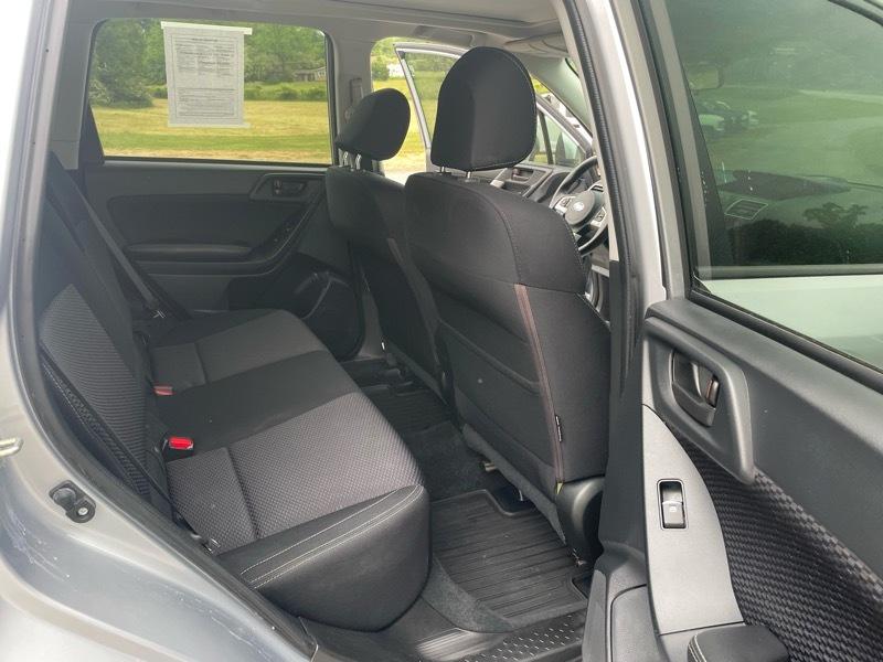 Subaru Forester 2.5i Premium PZEV CVT 2017
