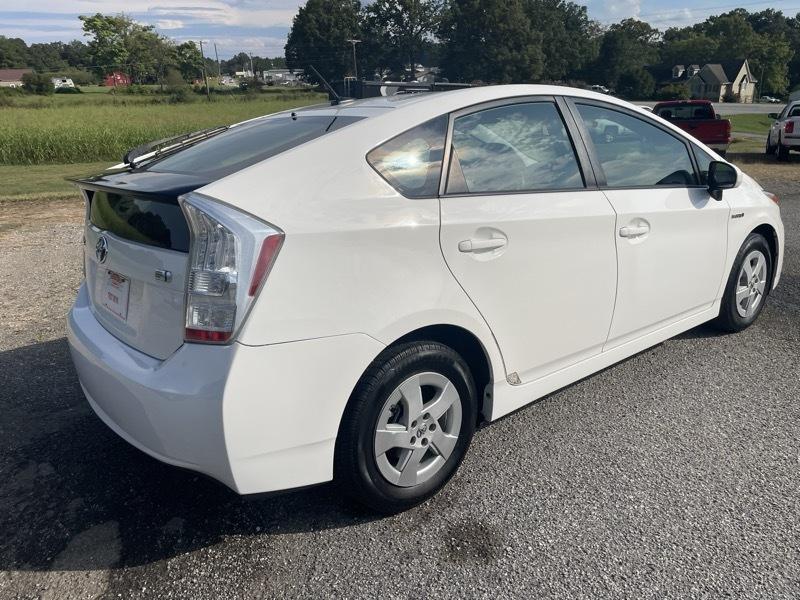Toyota Prius Prius V 2010