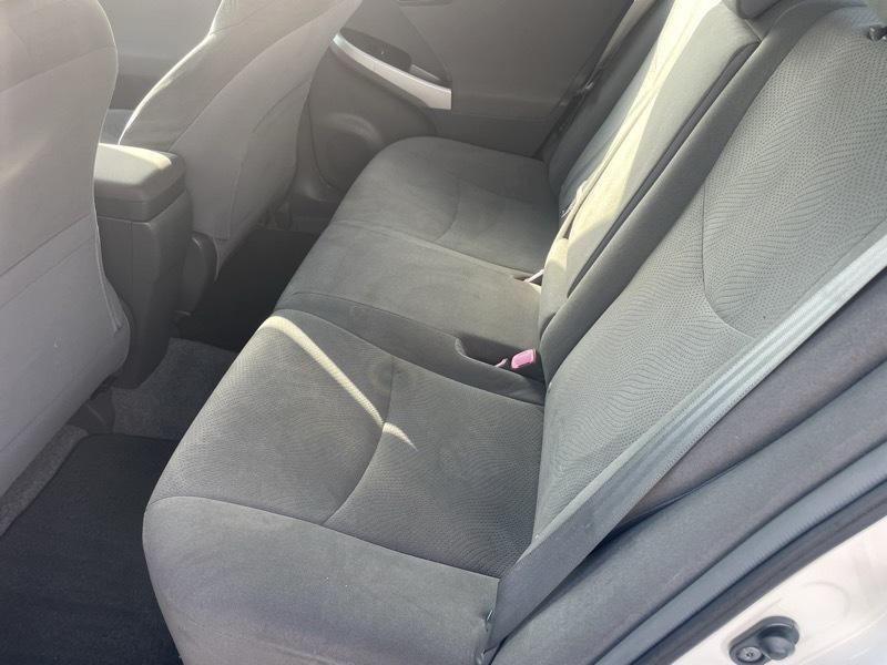 Toyota Prius Prius V 2010