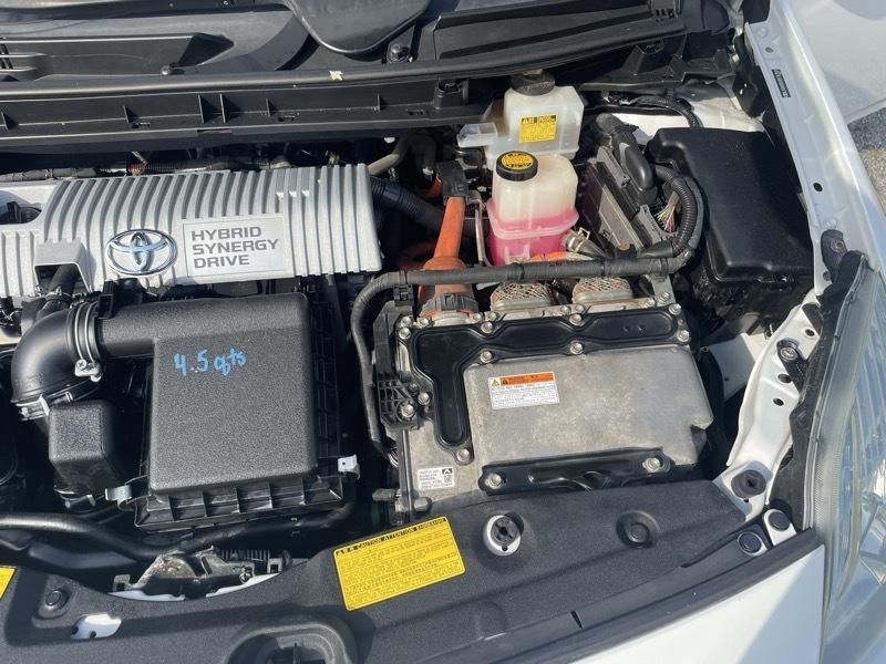 Toyota Prius Prius V 2010