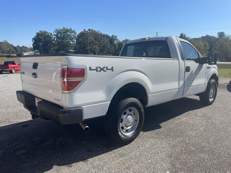 Ford F-150 4WD Reg Cab 126" XL 2013
