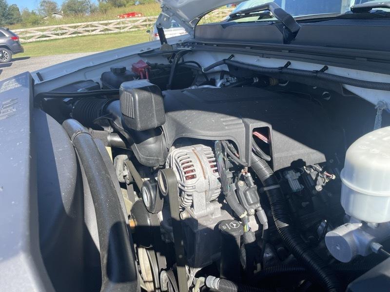 Chevrolet Silverado 3500HD Work Truck Crew Cab 4WD 2011