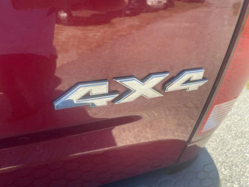 RAM 1500 4WD Crew Cab 140.5" Laramie 2017
