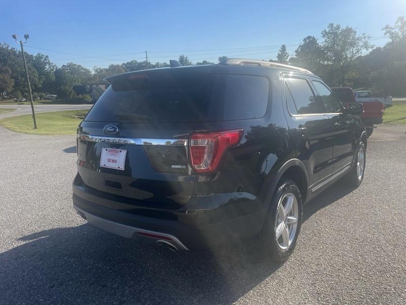 Ford Explorer 4dr XLT 4WD 2016
