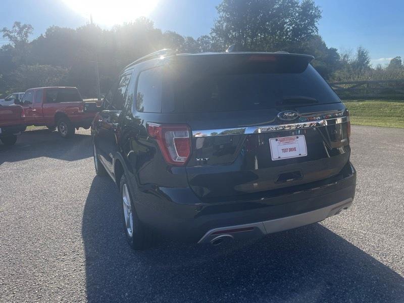 Ford Explorer 4dr XLT 4WD 2016