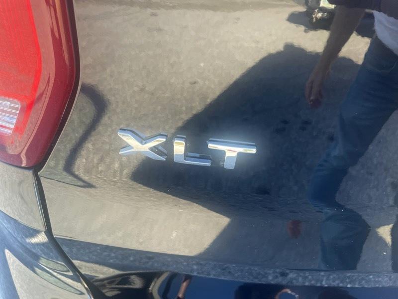 Ford Explorer 4dr XLT 4WD 2016
