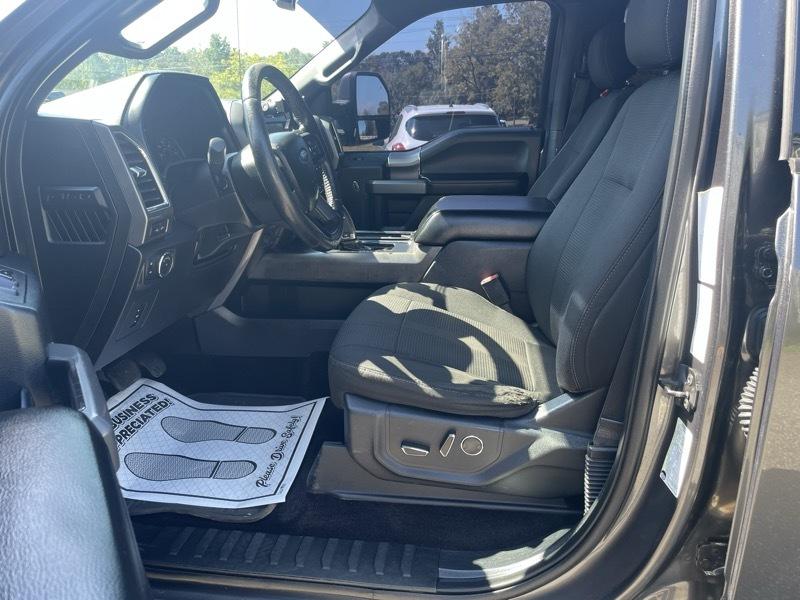 Ford F-150 4WD SuperCrew 139" XLT 2016