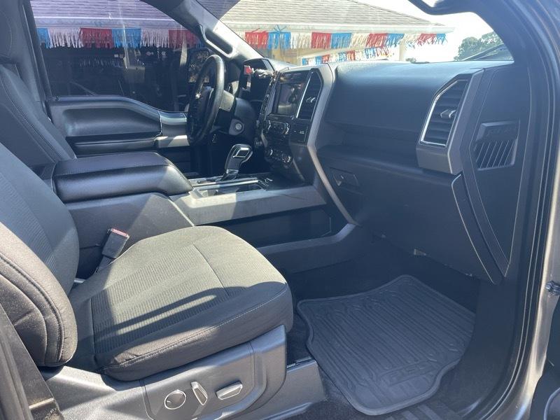 Ford F-150 4WD SuperCrew 139" XLT 2016