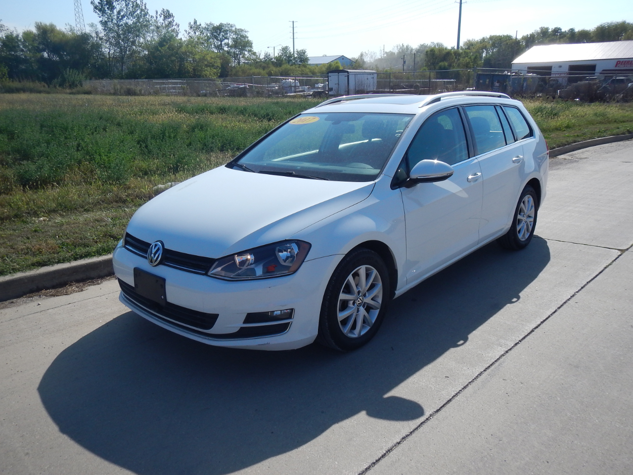 2017 Volkswagen Golf SportWagen