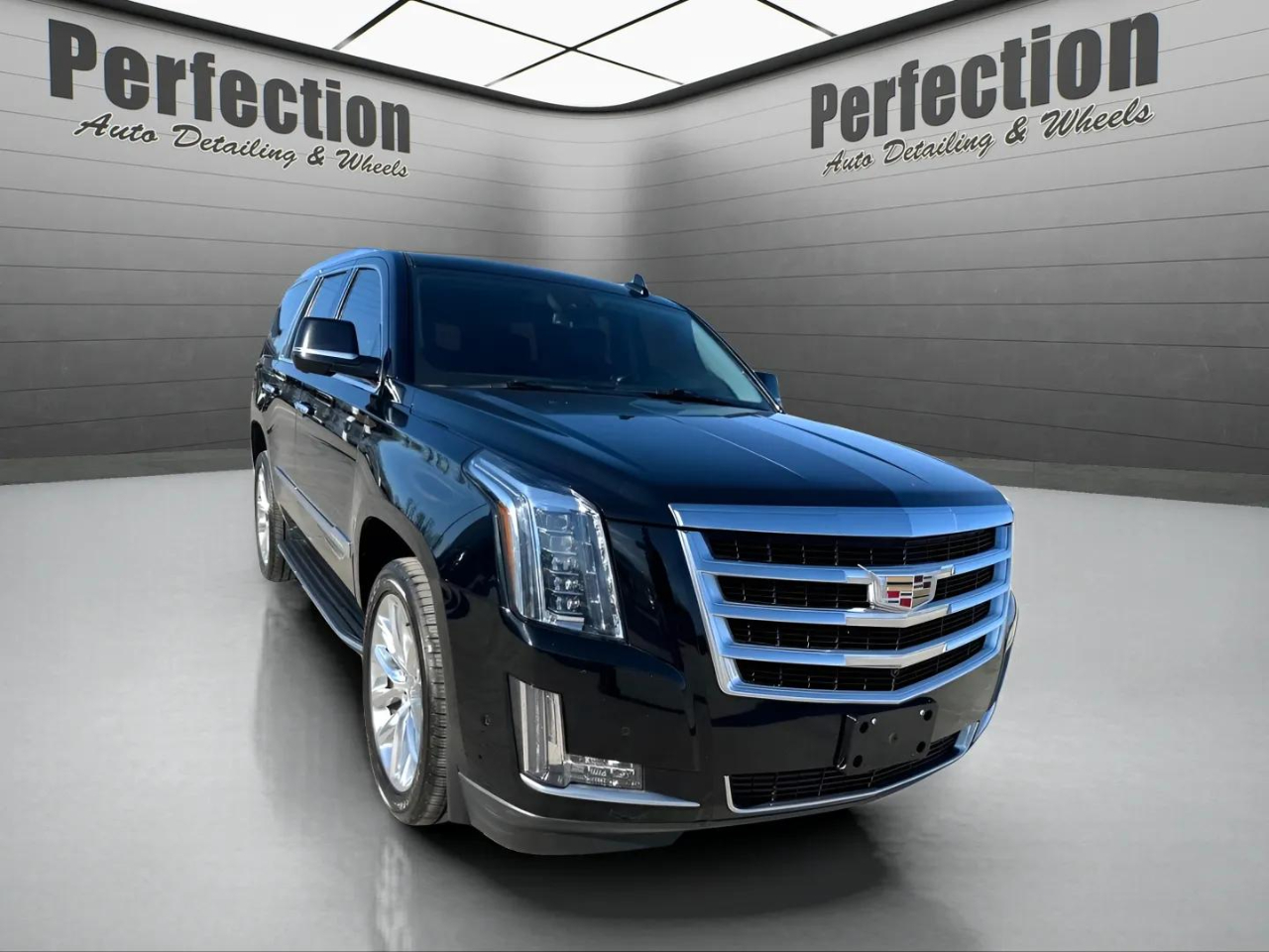 Cadillac Escalade Luxury 2WD 2020