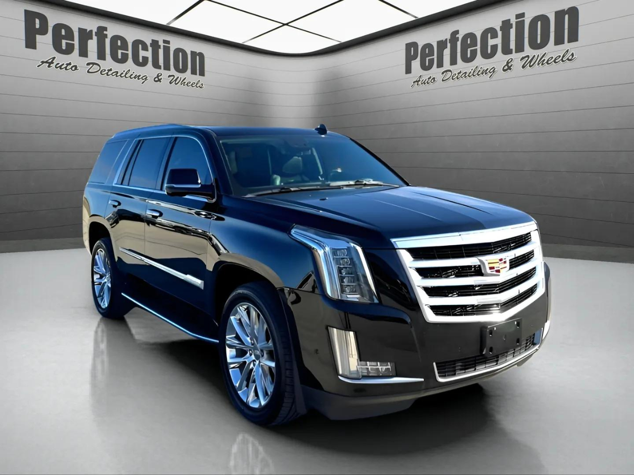 Cadillac Escalade Luxury 2WD 2020