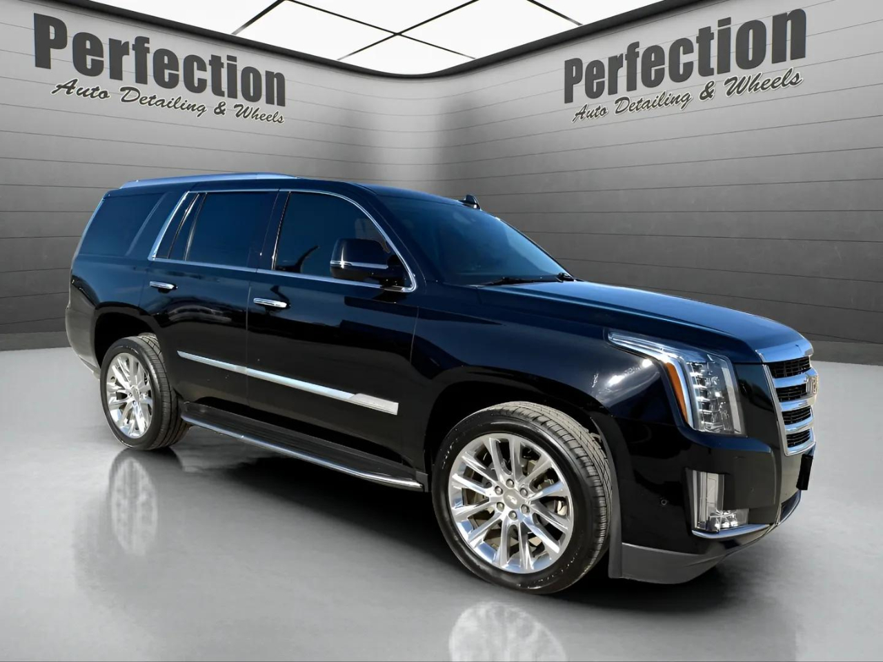 Cadillac Escalade Luxury 2WD 2020