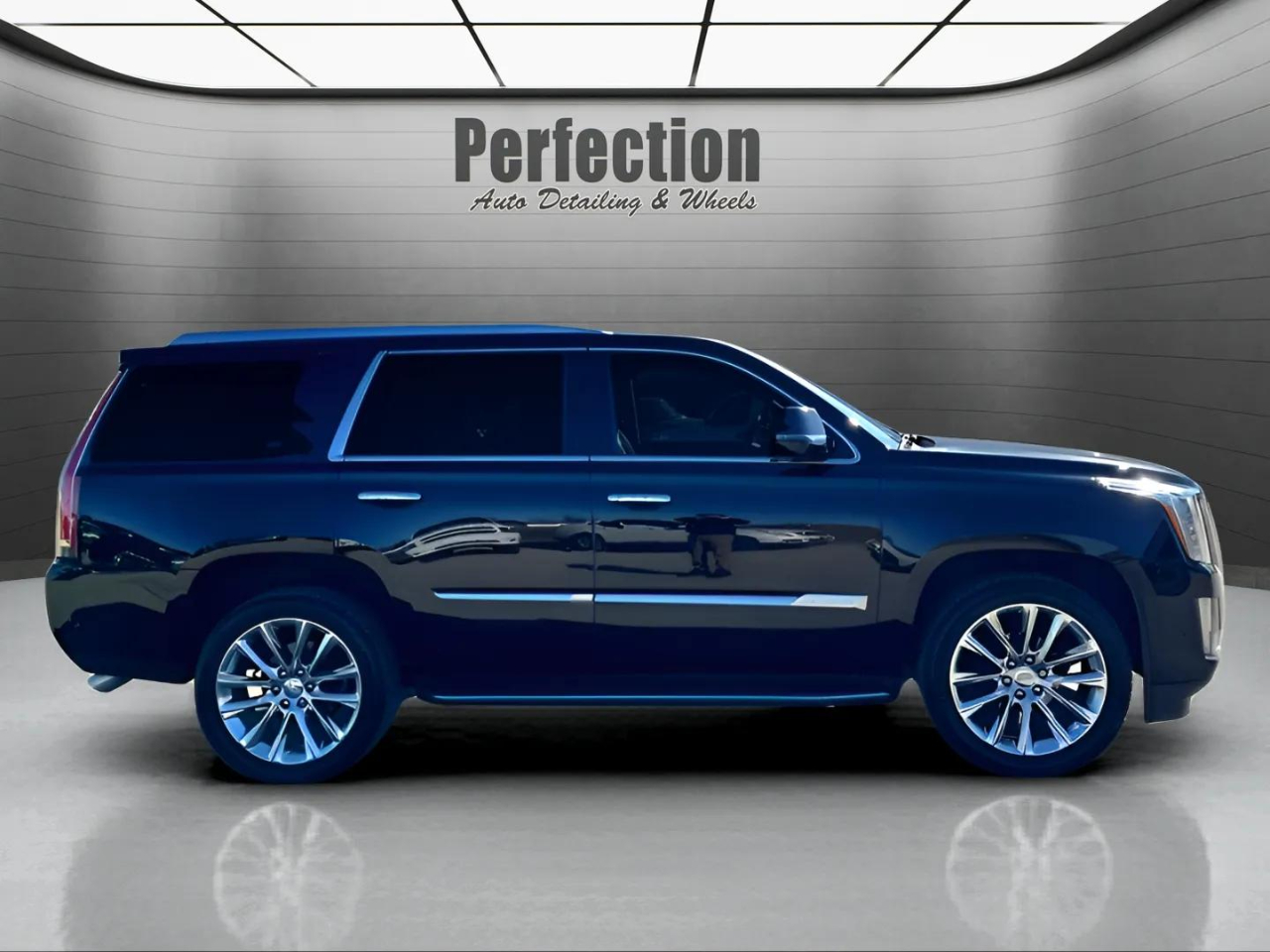 Cadillac Escalade Luxury 2WD 2020