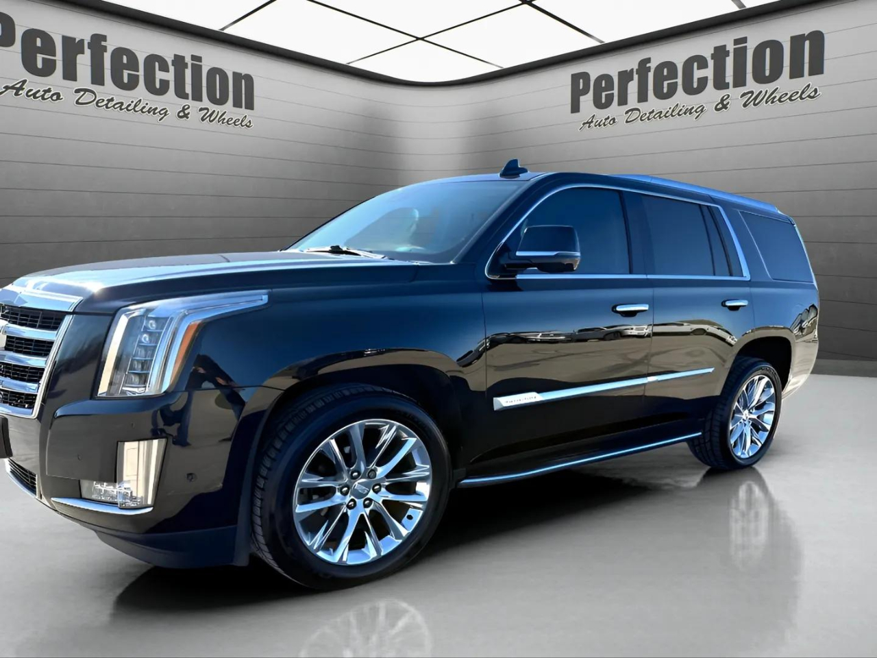 Cadillac Escalade Luxury 2WD 2020