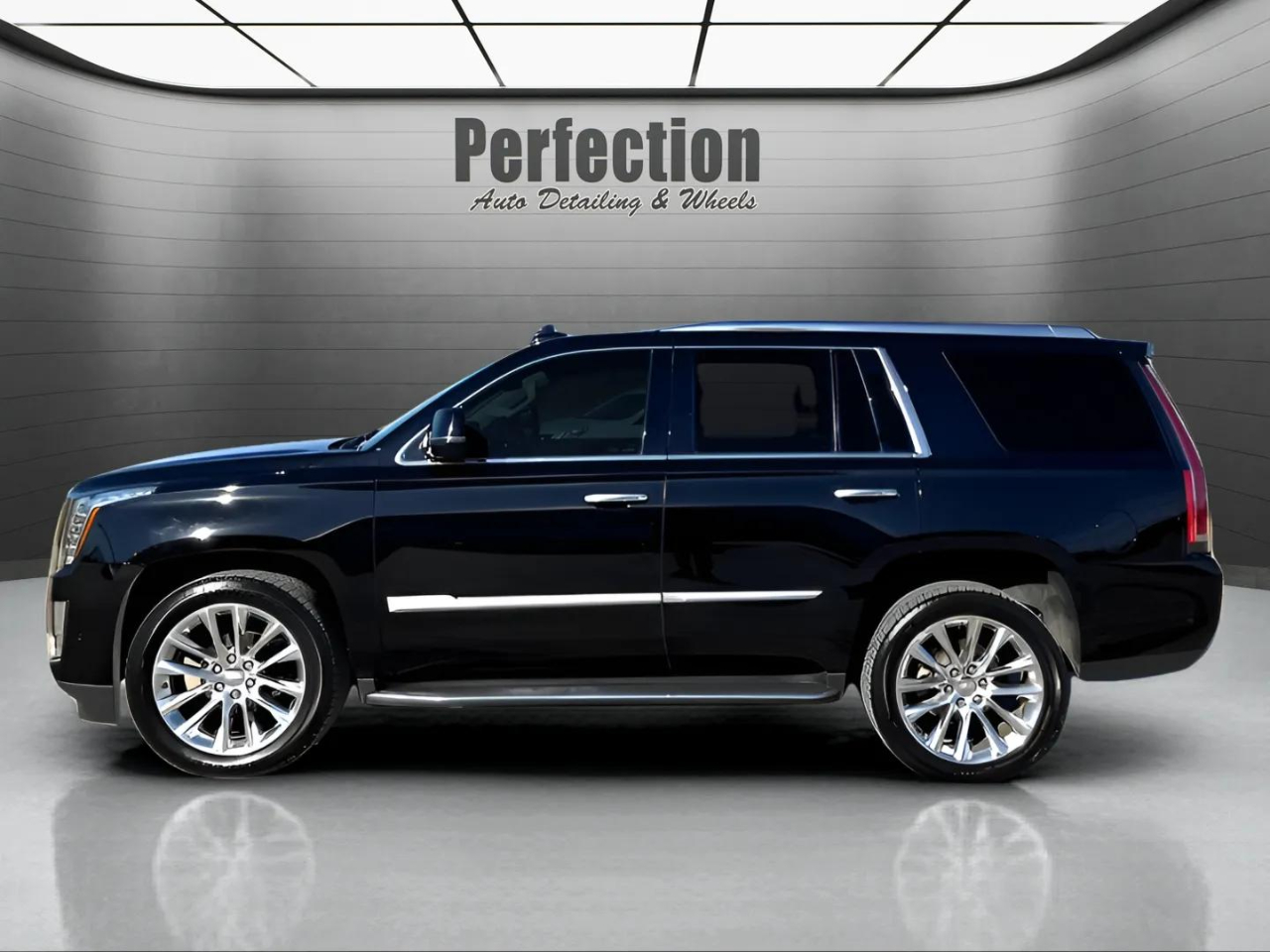 Cadillac Escalade Luxury 2WD 2020