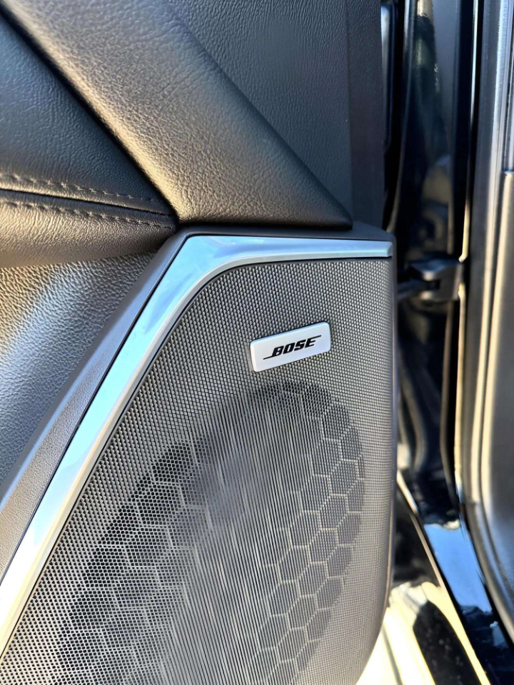 Cadillac Escalade Luxury 2WD 2020