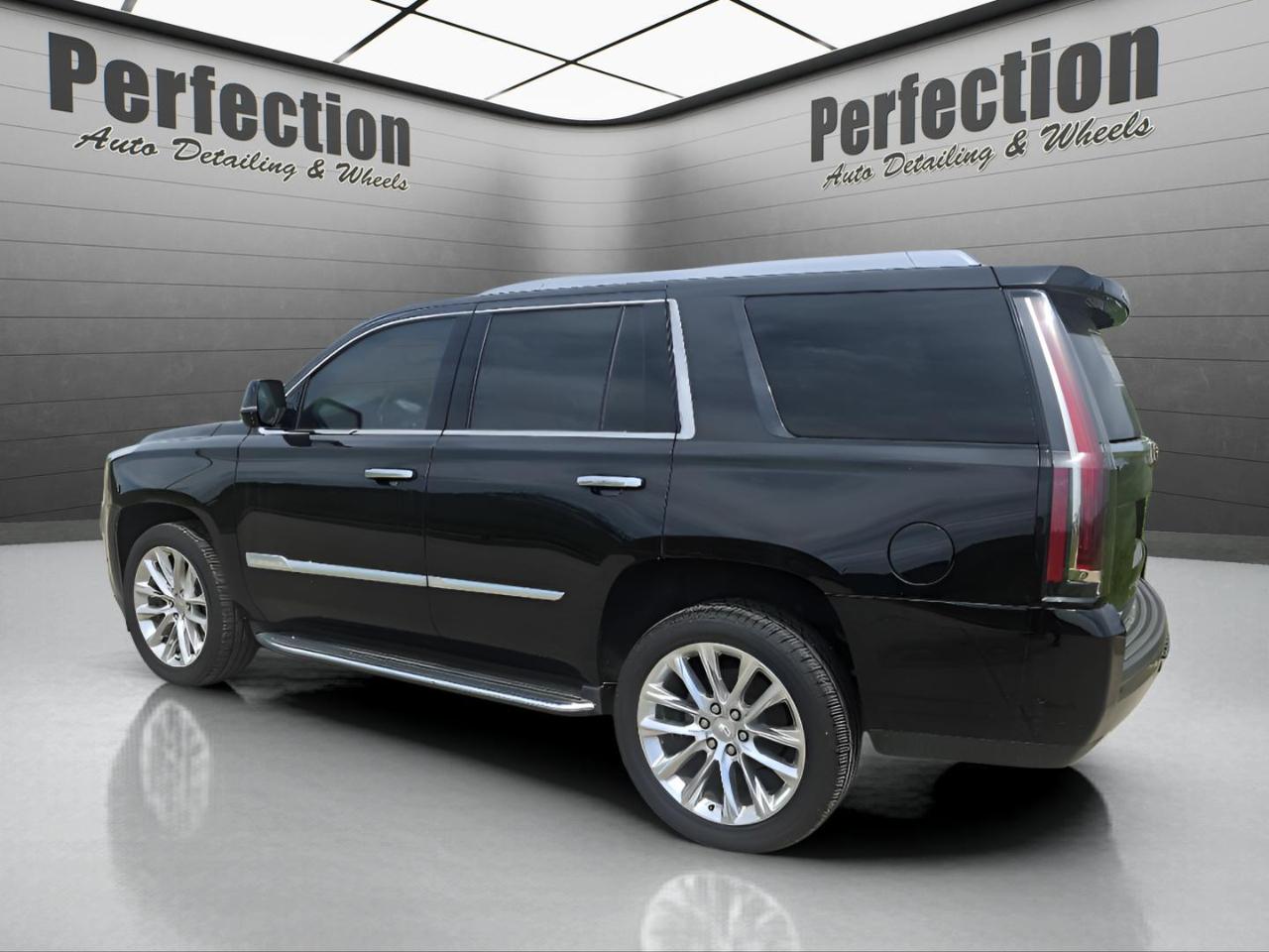 Cadillac Escalade Luxury 2WD 2020