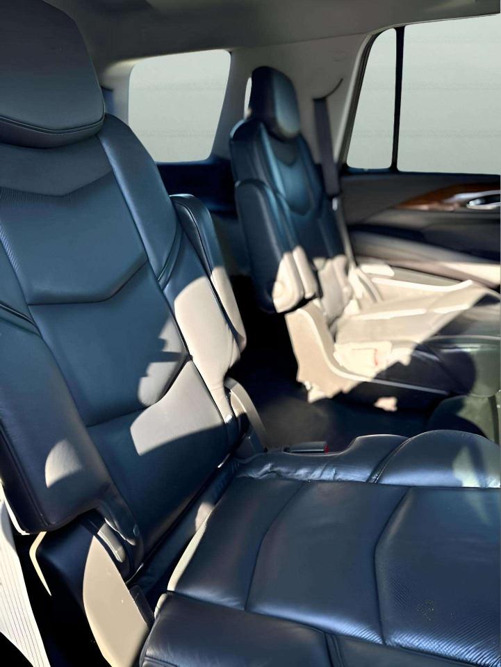 Cadillac Escalade Luxury 2WD 2020