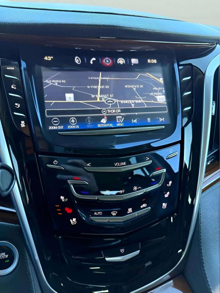 Cadillac Escalade Luxury 2WD 2020
