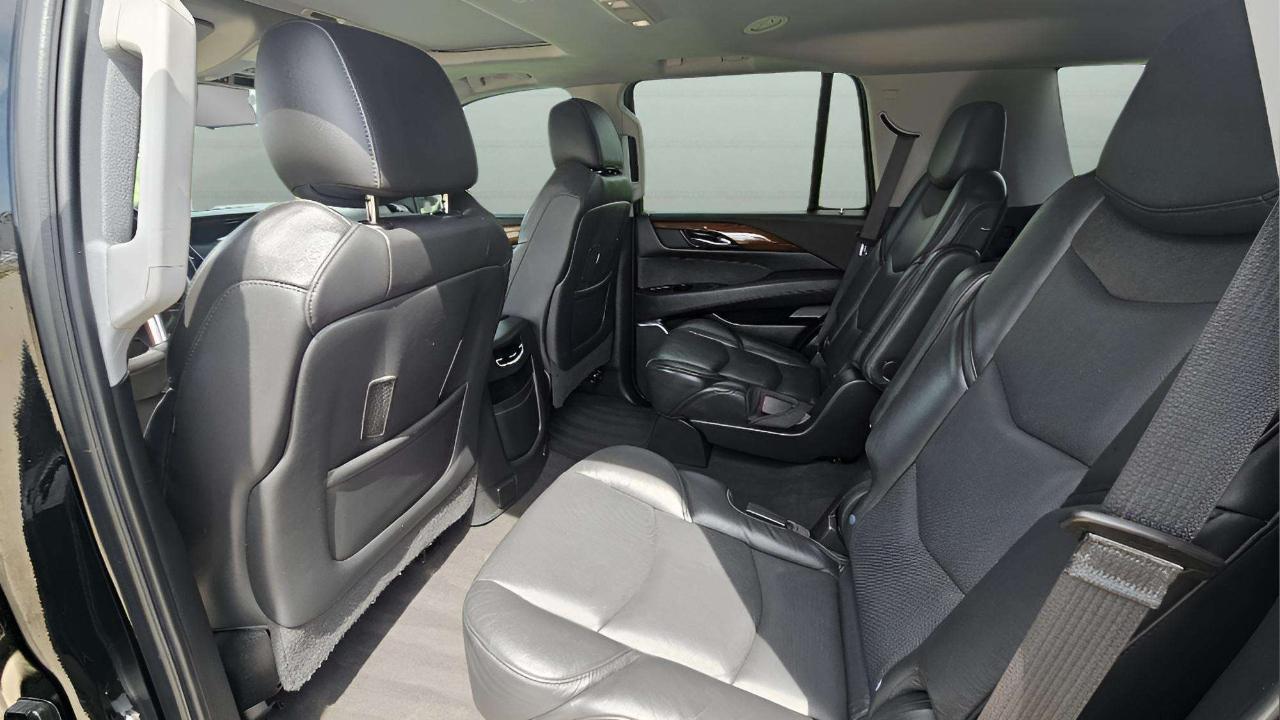 Cadillac Escalade Luxury 2WD 2020