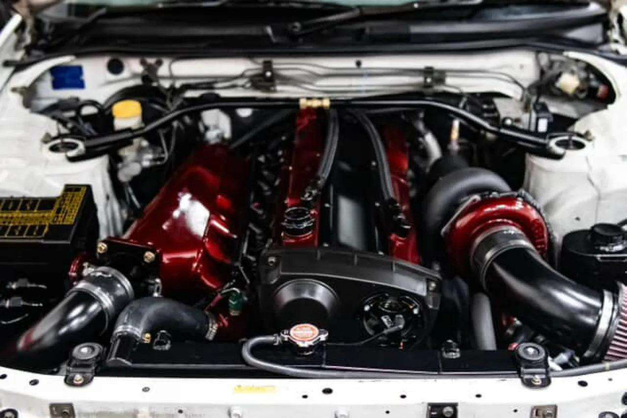 Nissan Skyline  1998