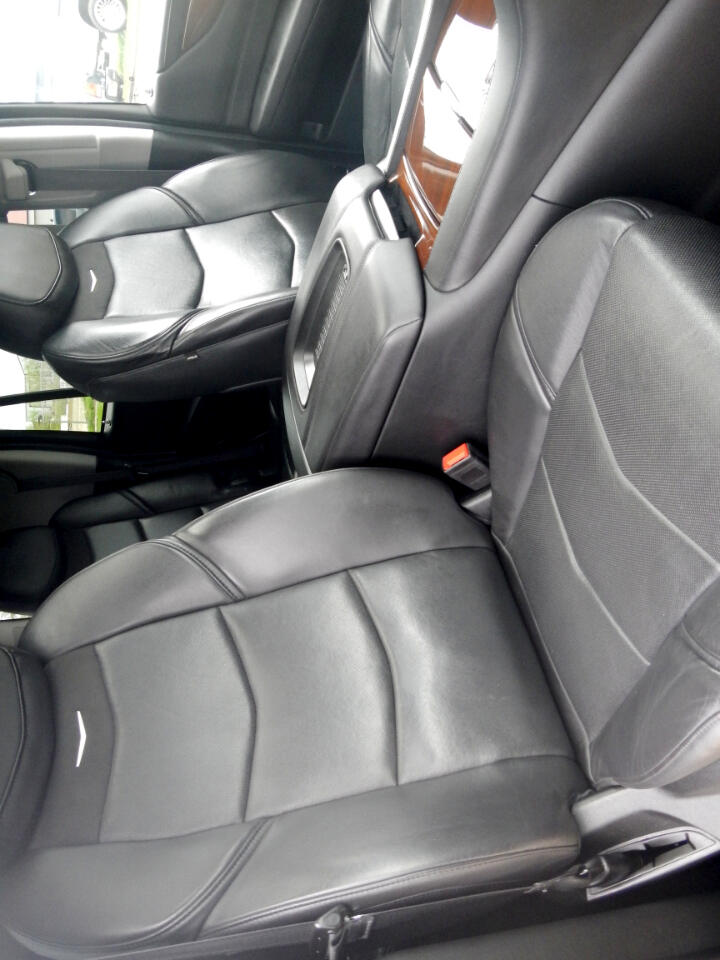 Cadillac Escalade Luxury 4WD 2020