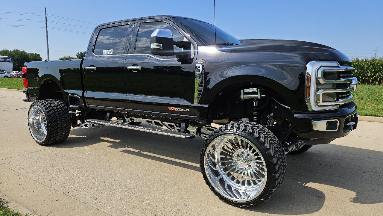 Ford F-250 SD Limited Crew Cab 4WD 2024