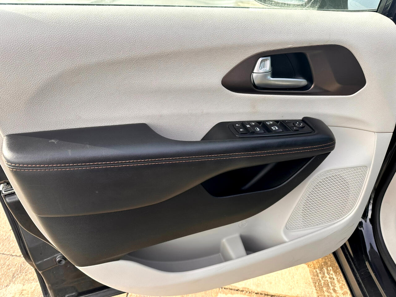 Chrysler Pacifica Touring-L 2017