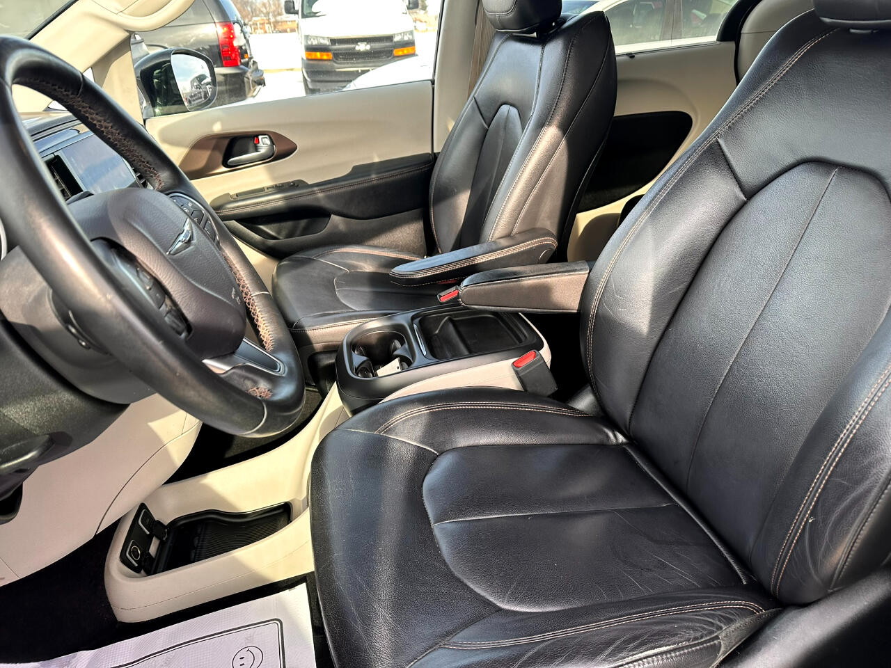 Chrysler Pacifica Touring-L 2017