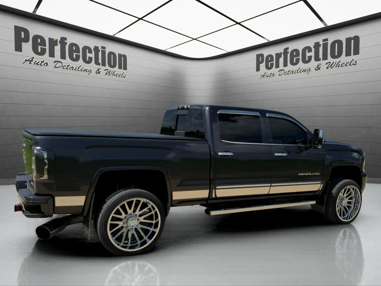 GMC Sierra 2500HD Denali Crew Cab 4WD 2015