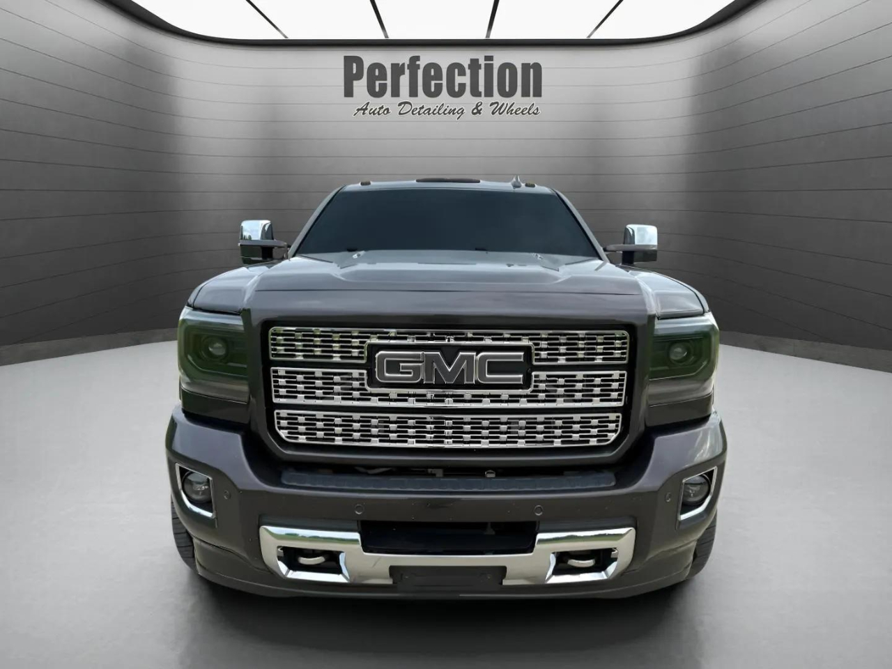 GMC Sierra 2500HD Denali Crew Cab 4WD 2015