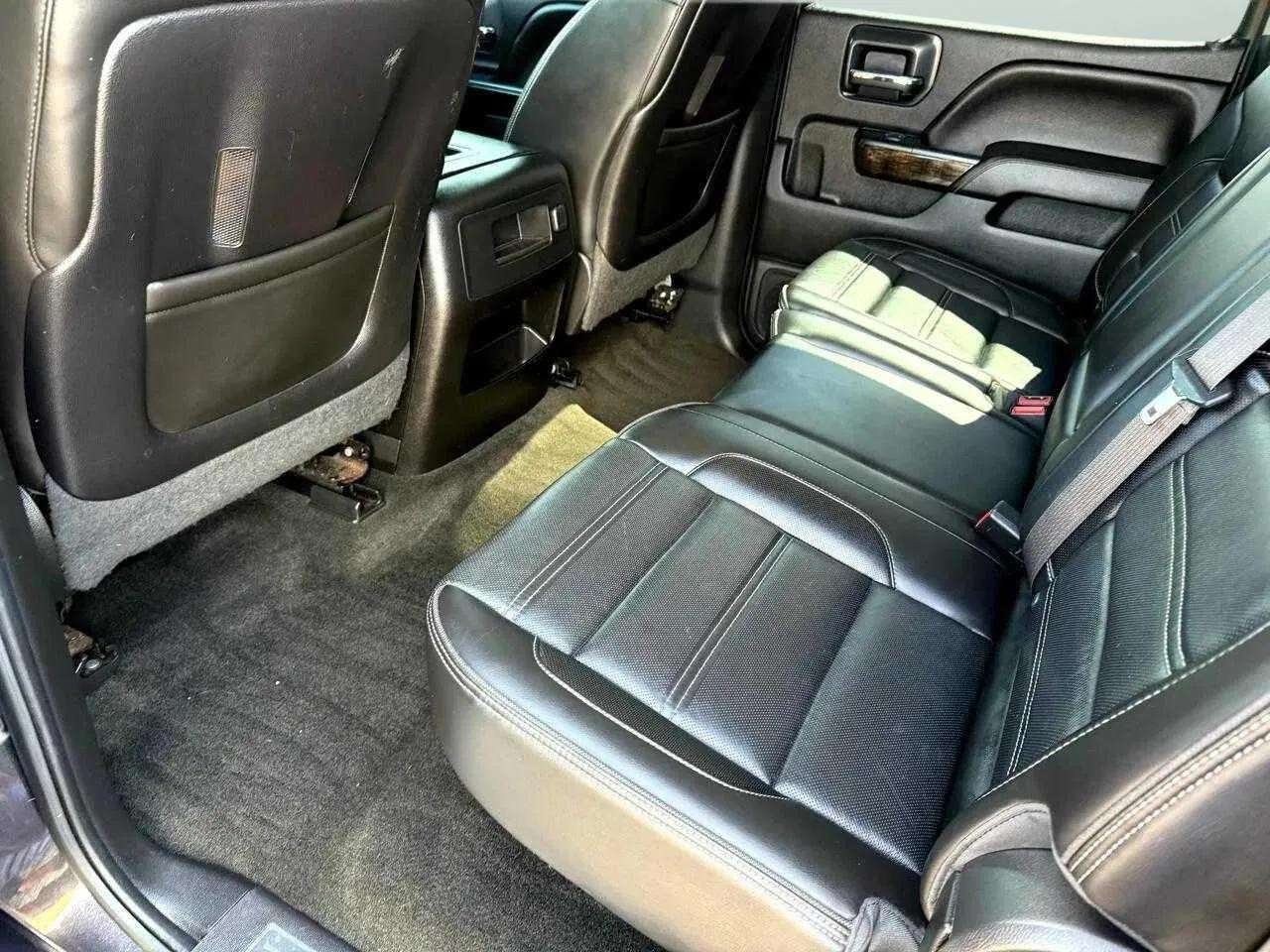 GMC Sierra 2500HD Denali Crew Cab 4WD 2015