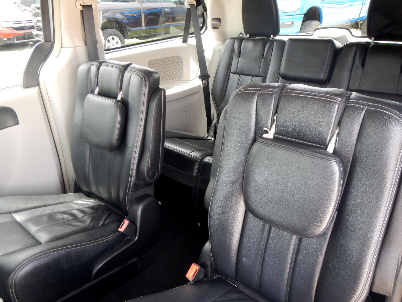 Chrysler Town & Country Touring 2016