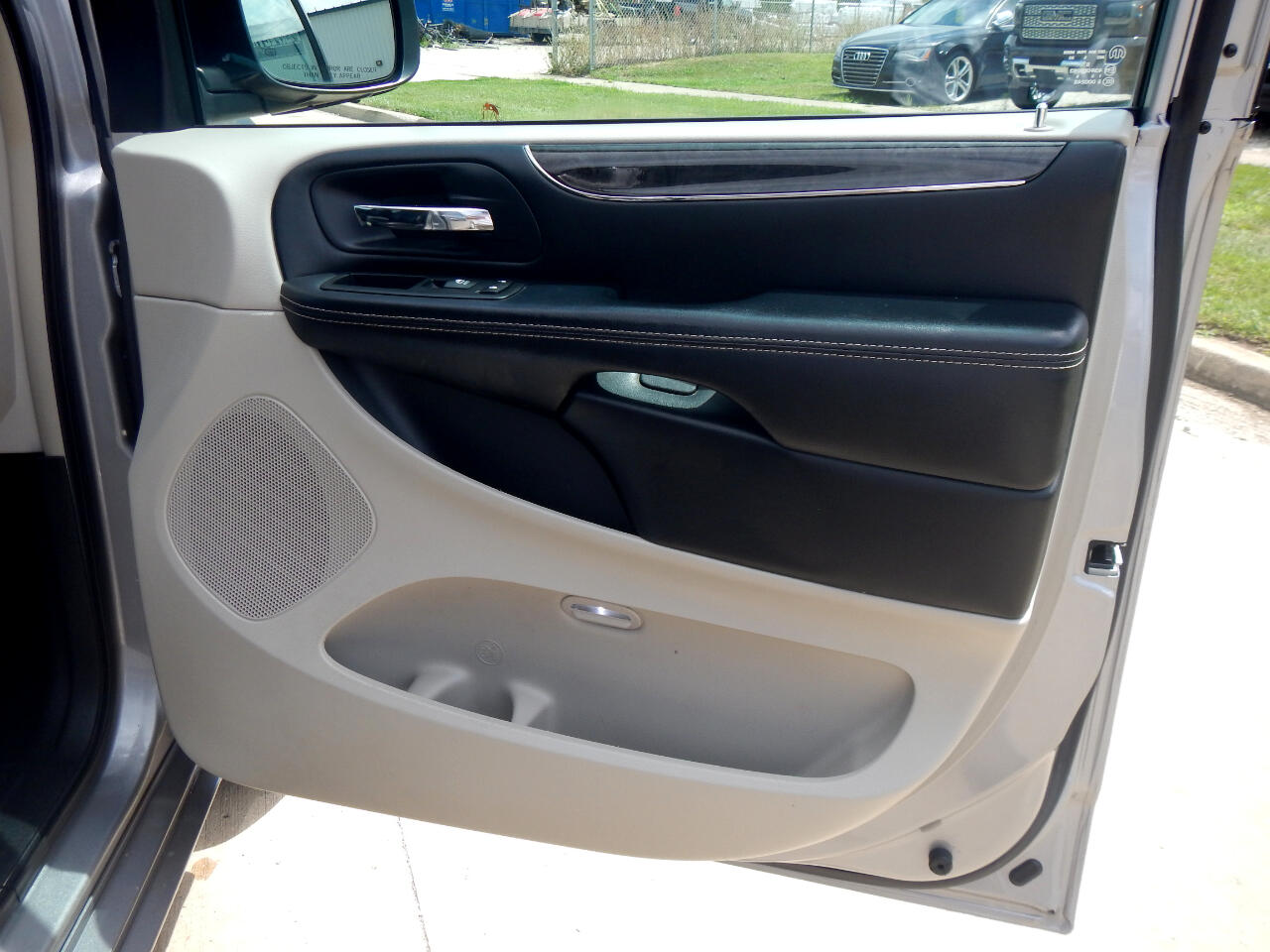 Chrysler Town & Country Touring 2016