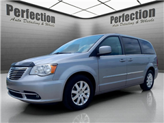2016 Chrysler Town & Country 