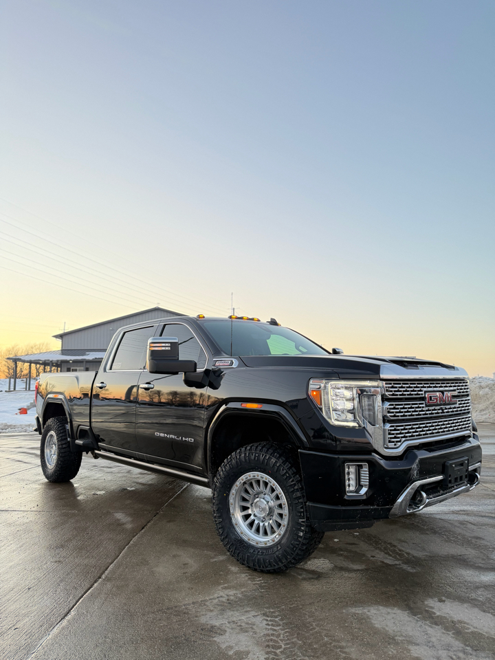 GMC Sierra 2500HD Denali Crew Cab 4WD SB 2023