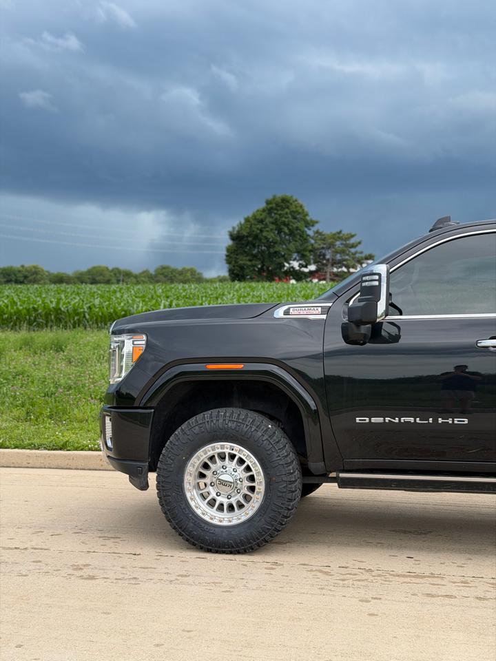 GMC Sierra 2500HD Denali Crew Cab 4WD SB 2023