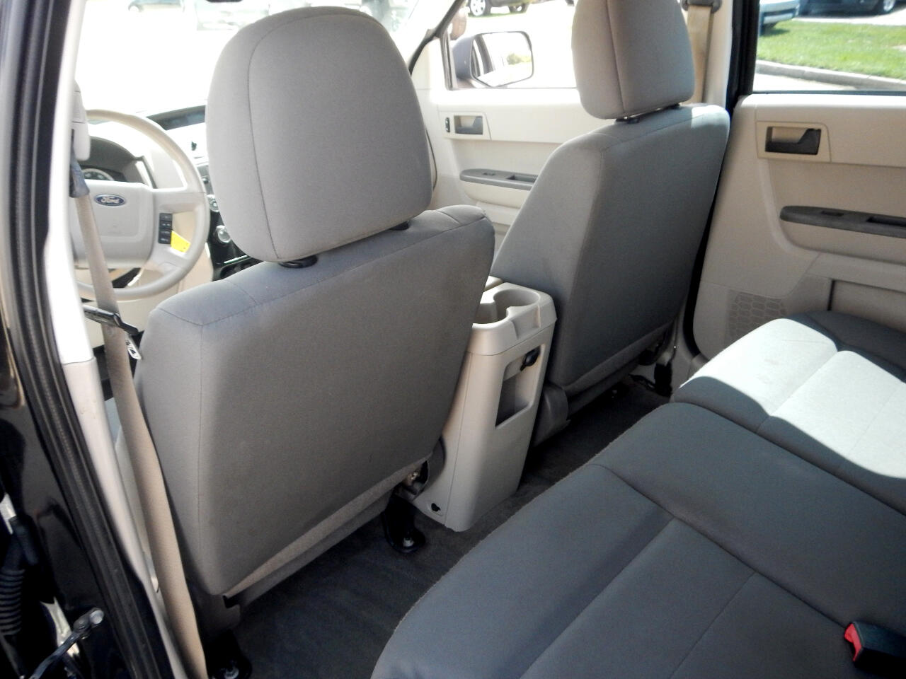 2010 Ford Escape XLS photo 15