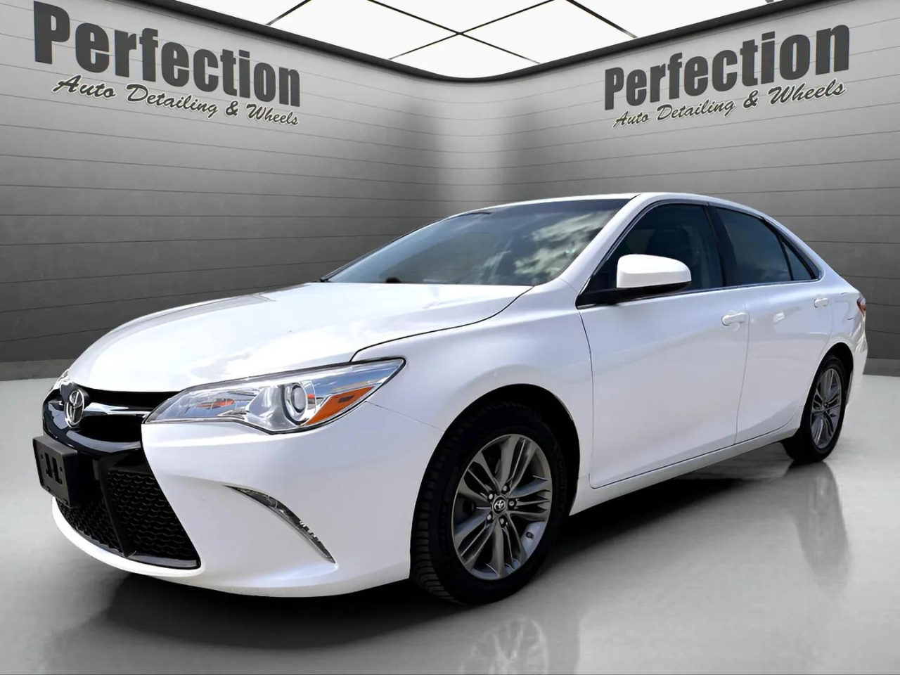 Toyota Camry XLE 2016