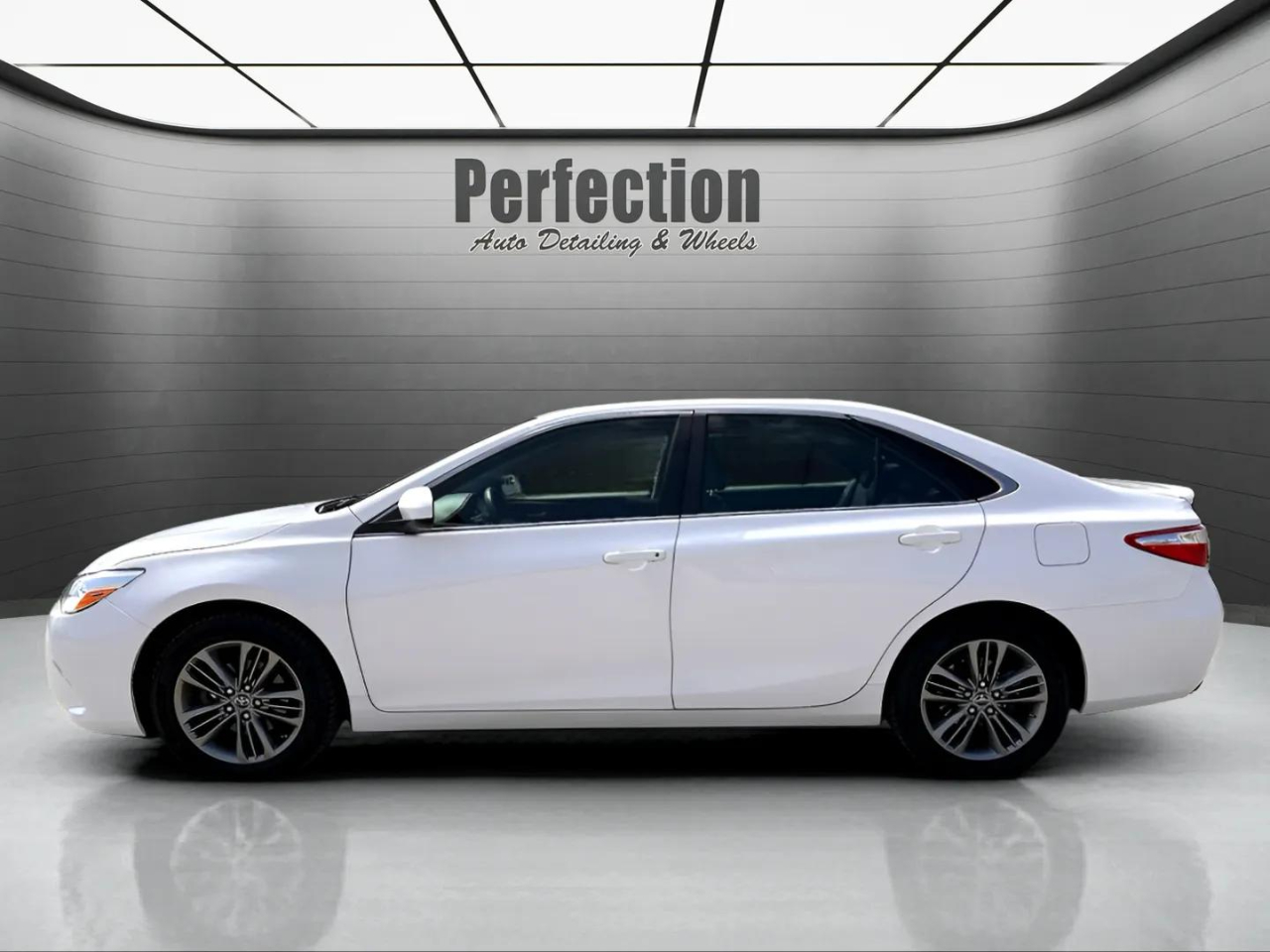 Toyota Camry XLE 2016