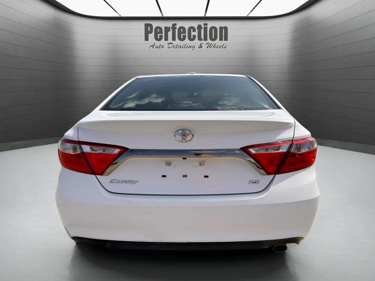 Toyota Camry XLE 2016