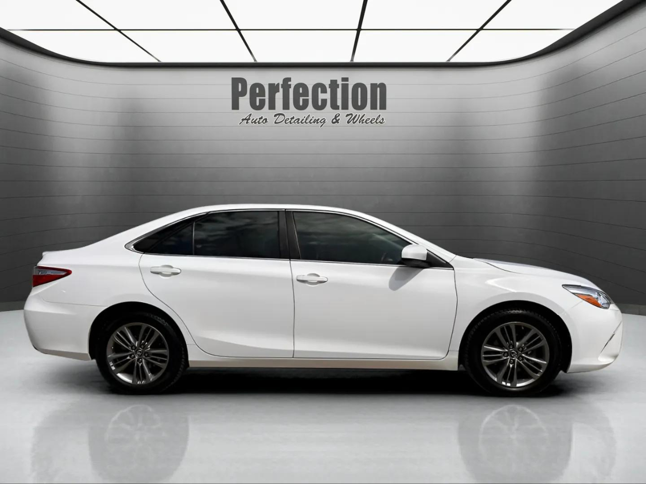 Toyota Camry XLE 2016