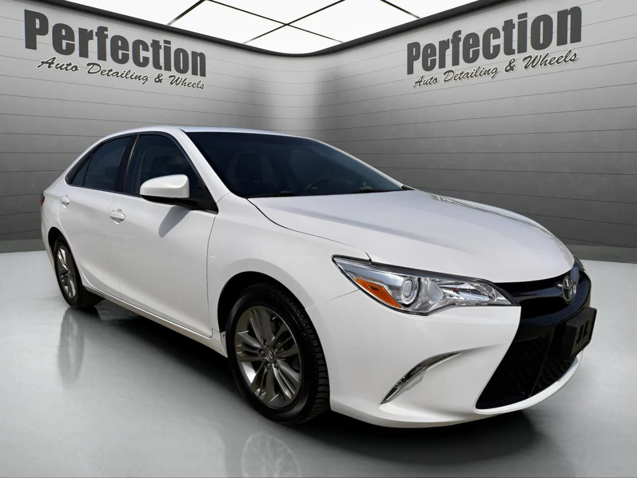 Toyota Camry XLE 2016