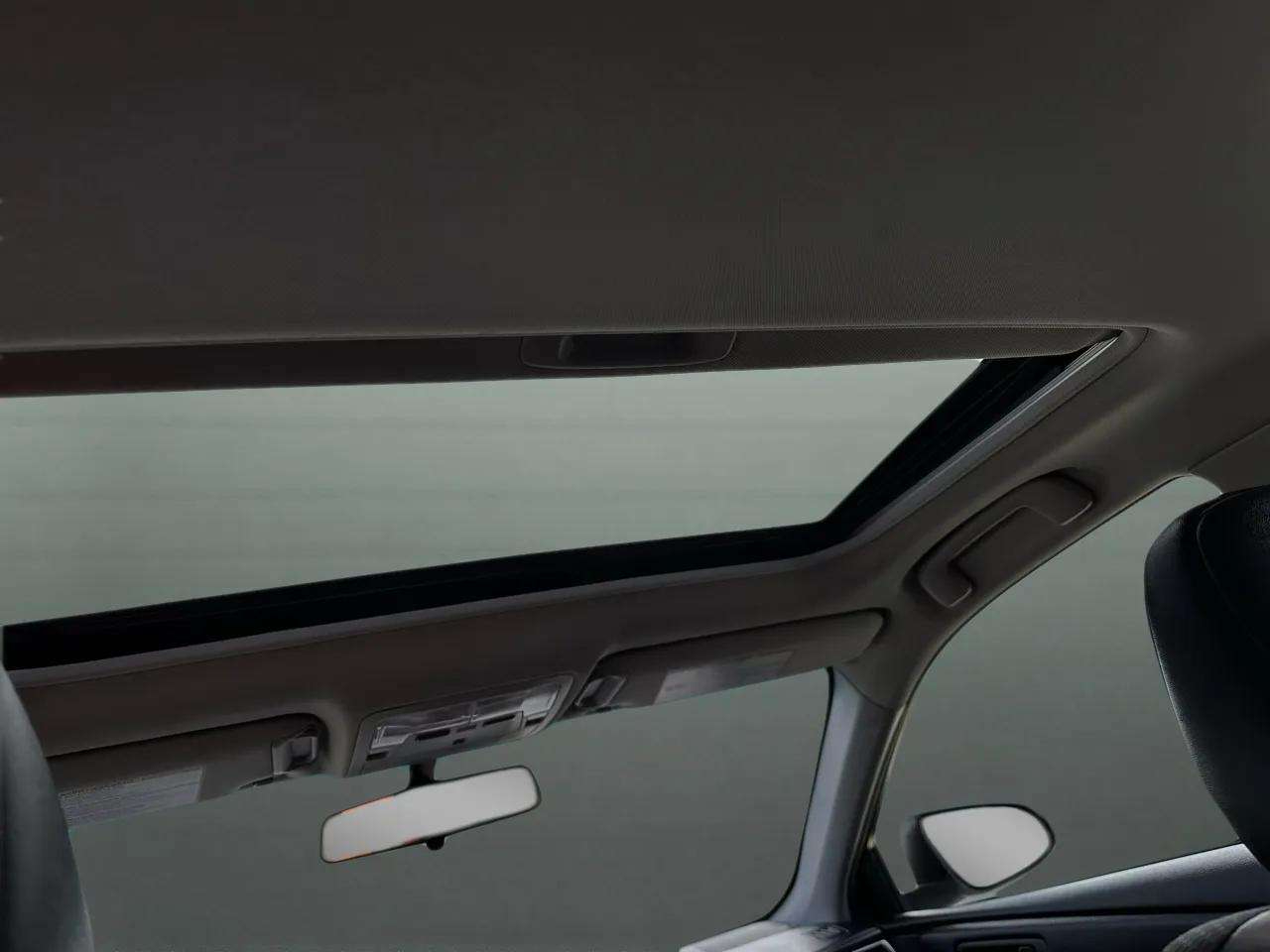 Toyota Camry XLE 2016