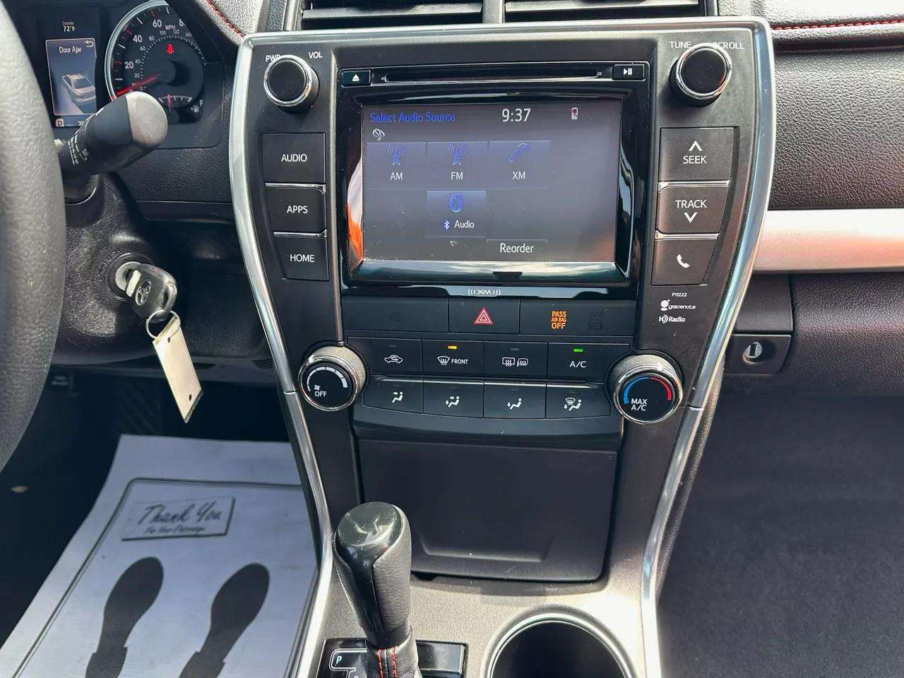 Toyota Camry XLE 2016