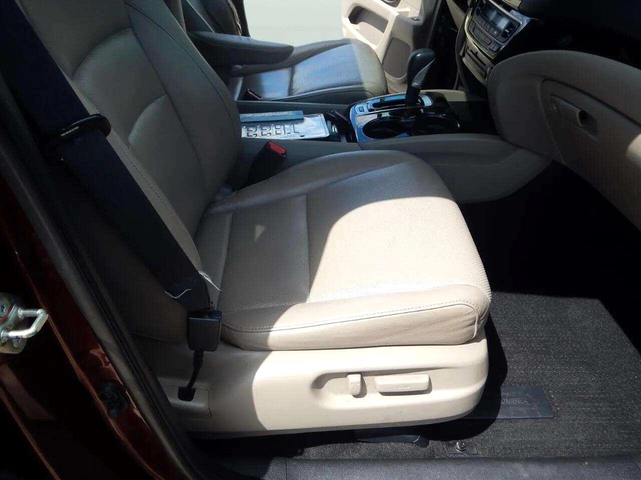 2019 Honda Ridgeline RTL-E photo 21