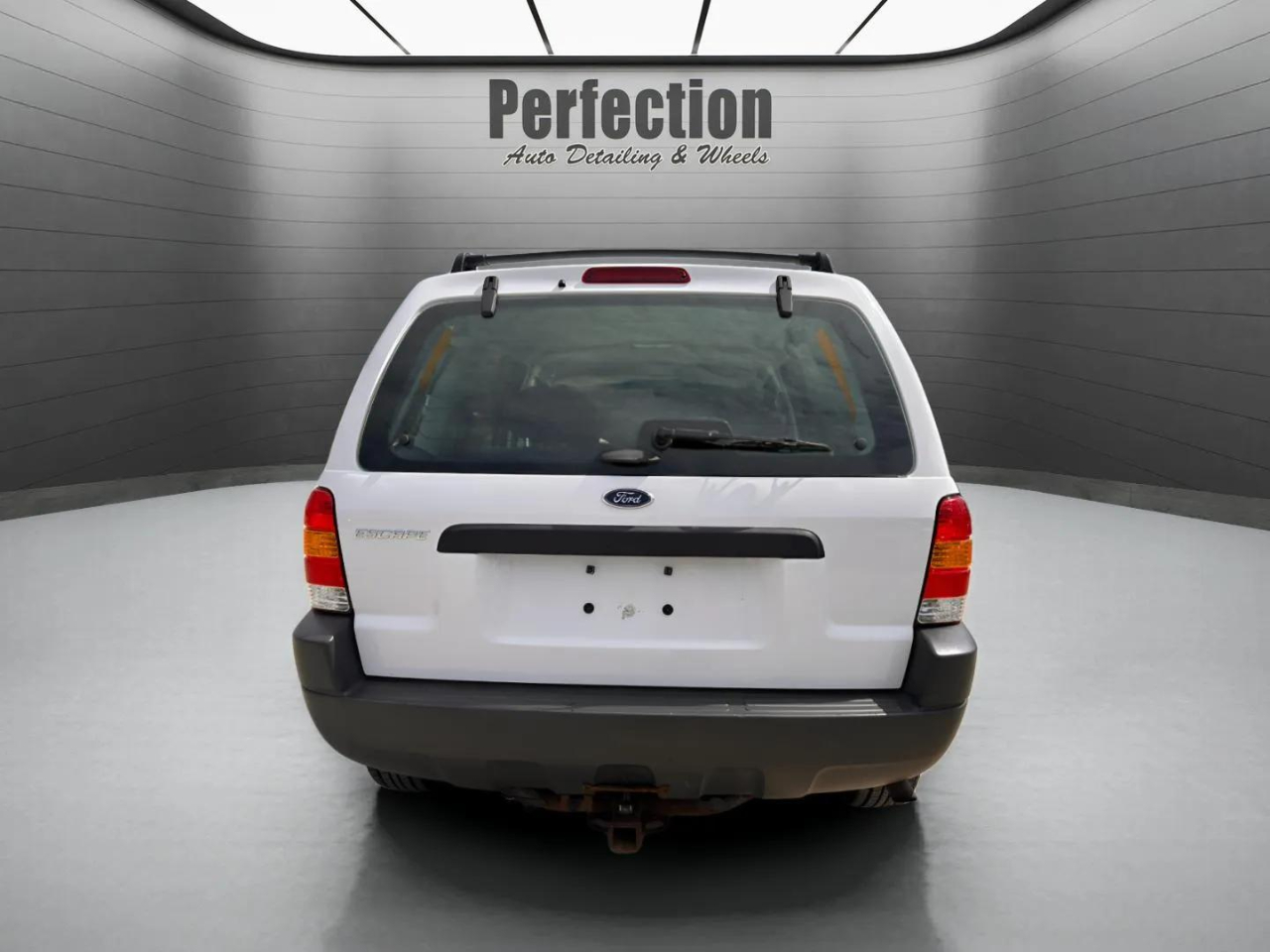 Ford Escape XLS 2WD 2004