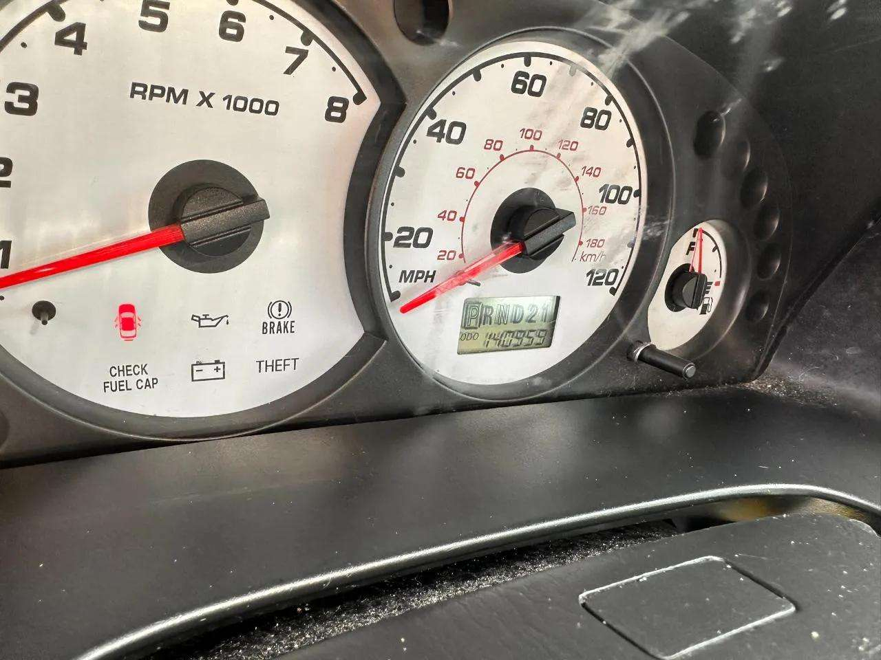 Ford Escape XLS 2WD 2004