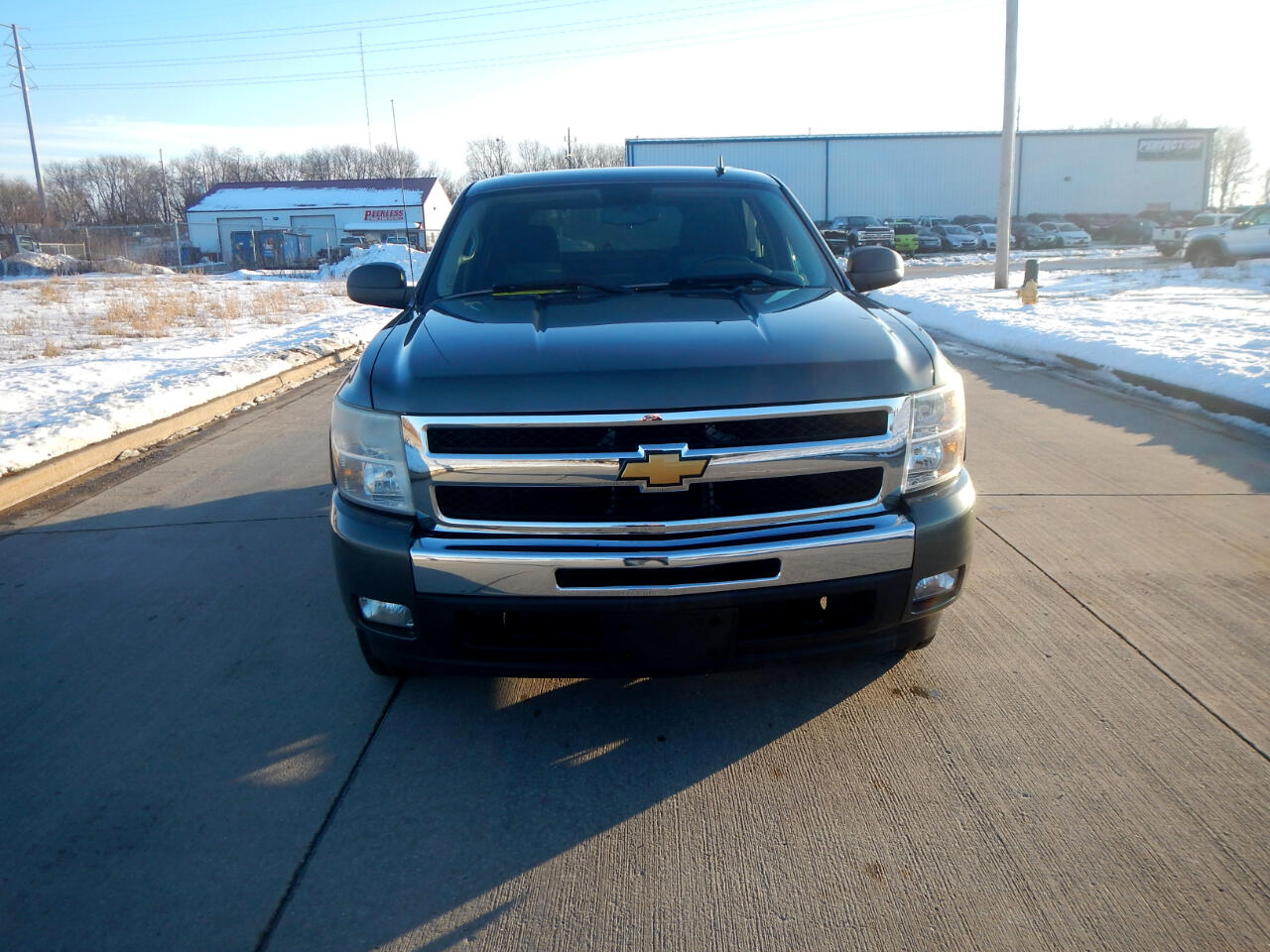 Chevrolet Silverado 1500 LT Crew Cab 4WD 2011