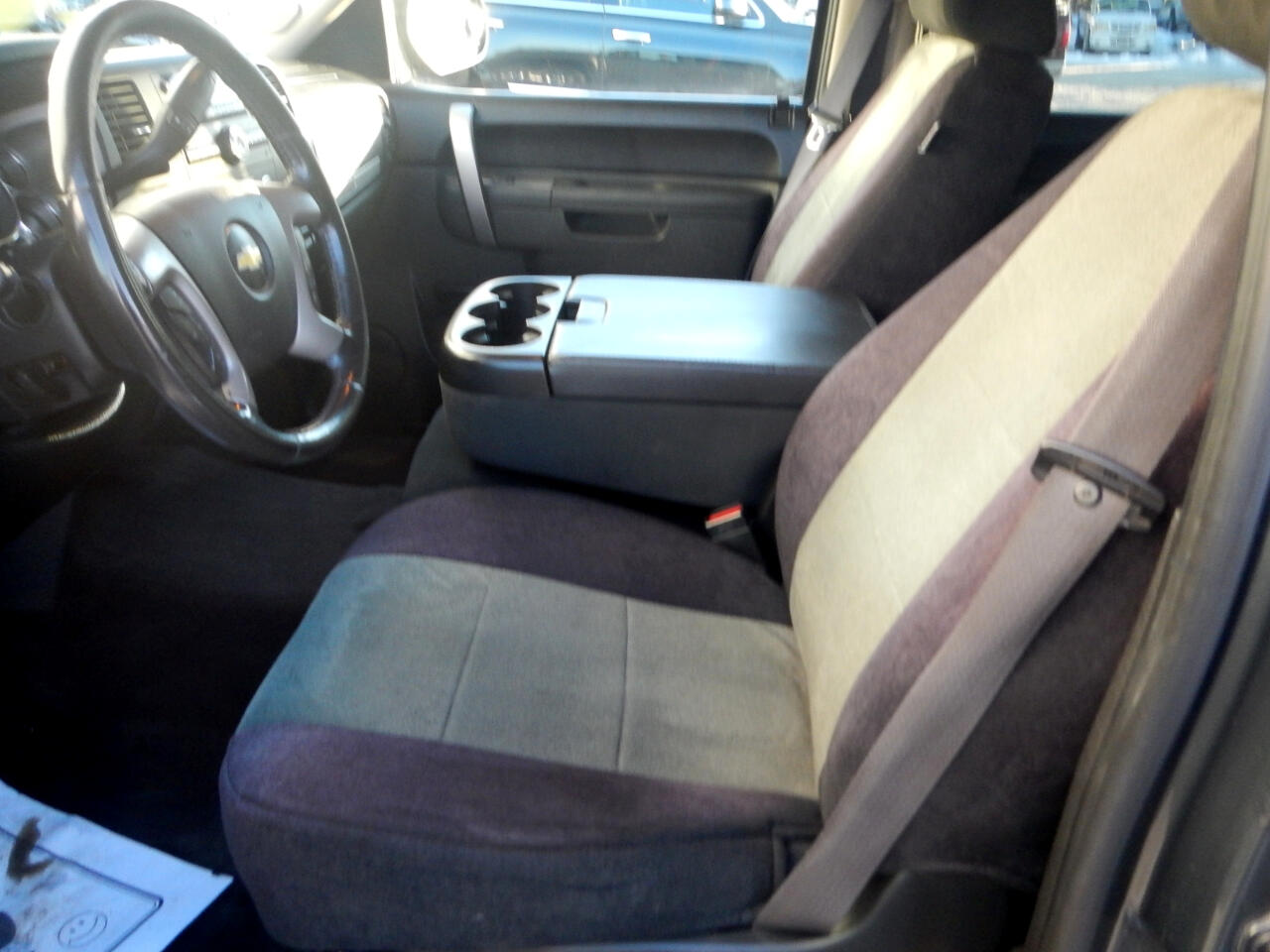 Chevrolet Silverado 1500 LT Crew Cab 4WD 2011